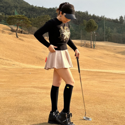 휴스토니 부크별 니삭스